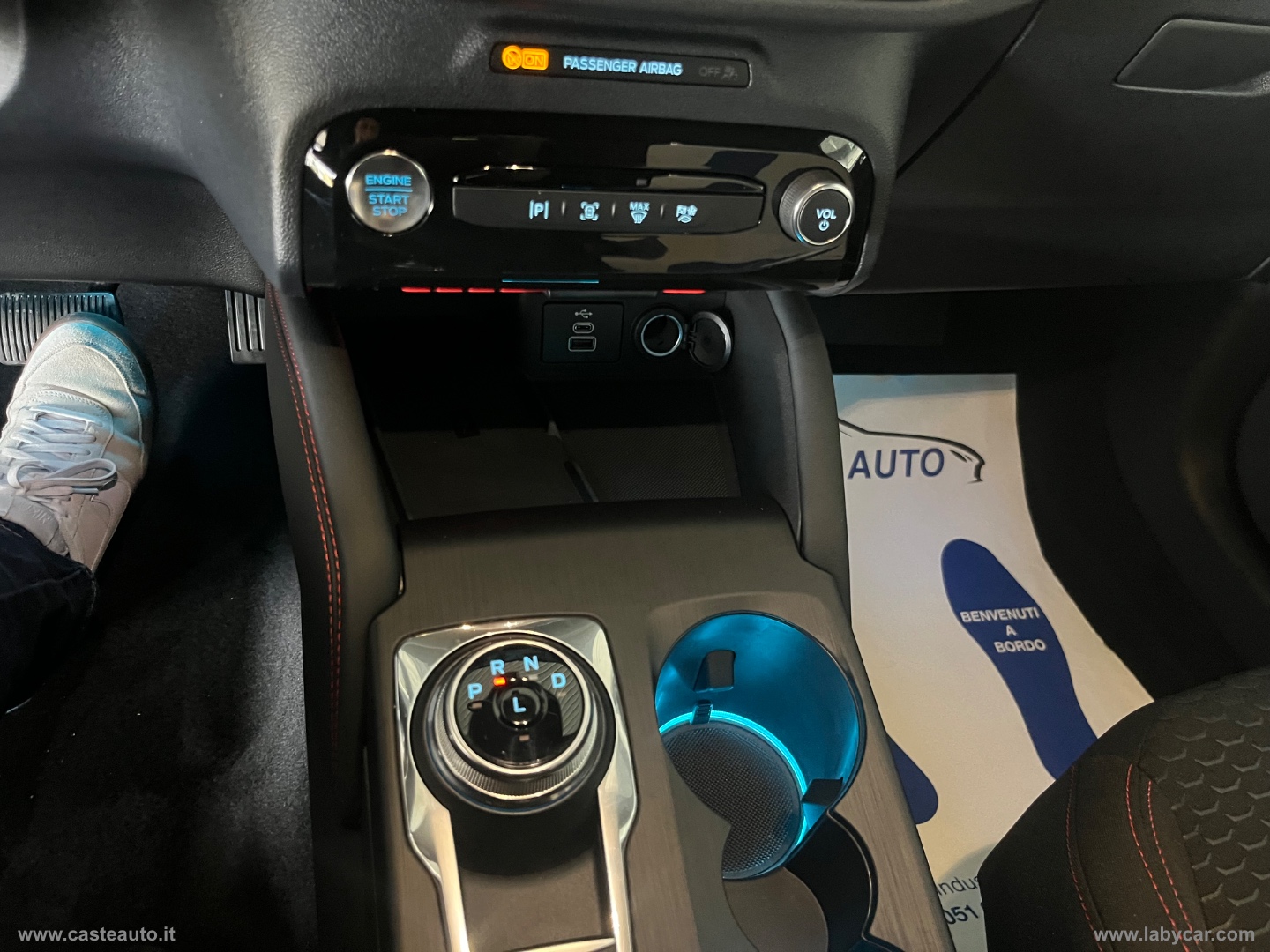 Kuga 2.5 FHEV 180 CV CVT 2WD ST-Line PRONTA CONSEGNA - immagine 15