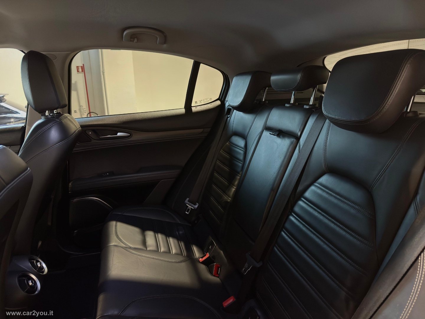 Stelvio 2.2 T.diesel 210 CV AT8 Q4 Exec. - immagine 15