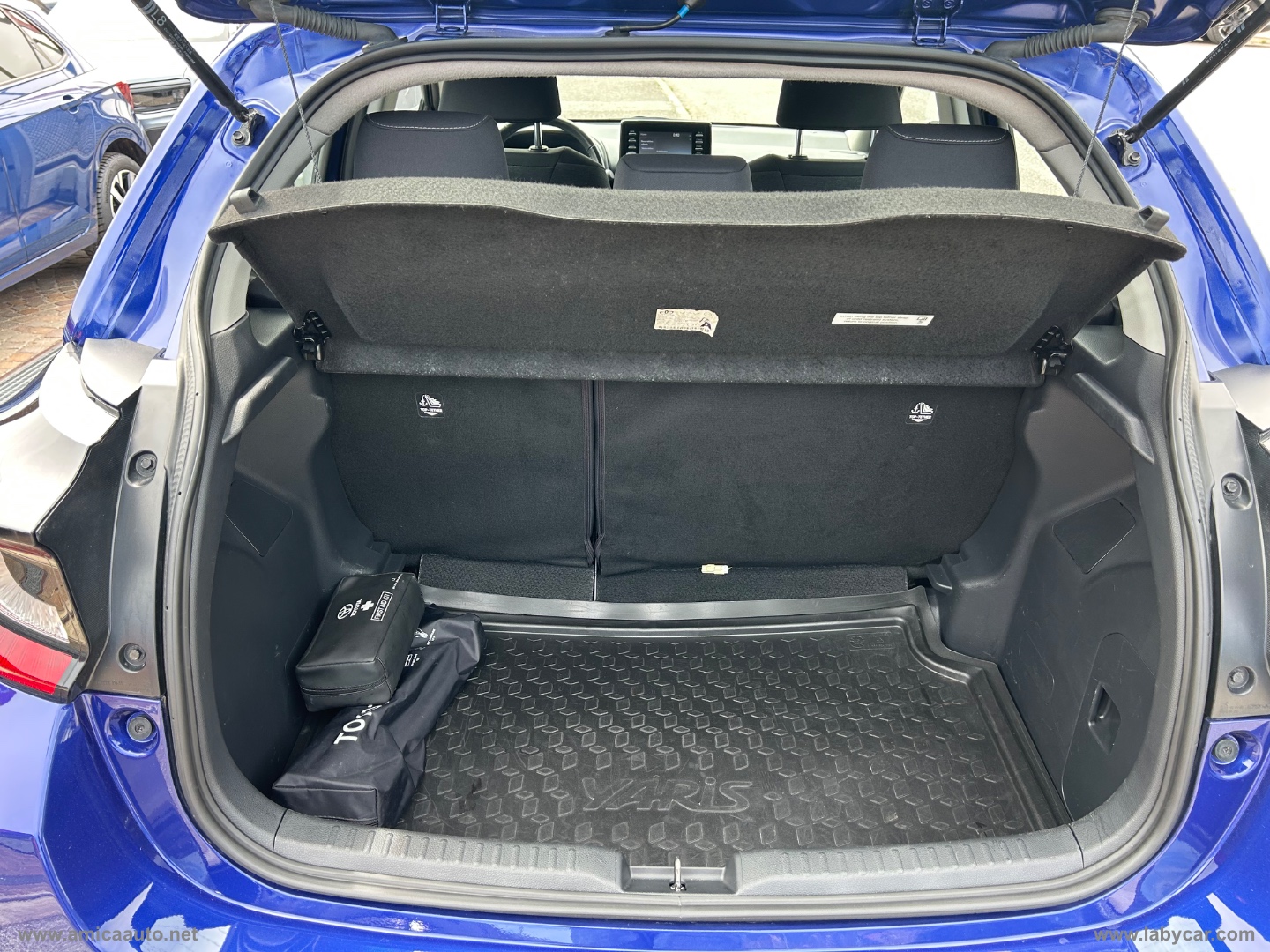 Yaris 1.0 5p. Business - immagine 15