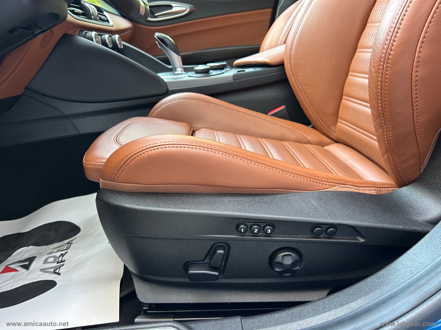 Giulia 2.0 Turbo 280CV AT8 AWD Q4 Veloce - immagine 15