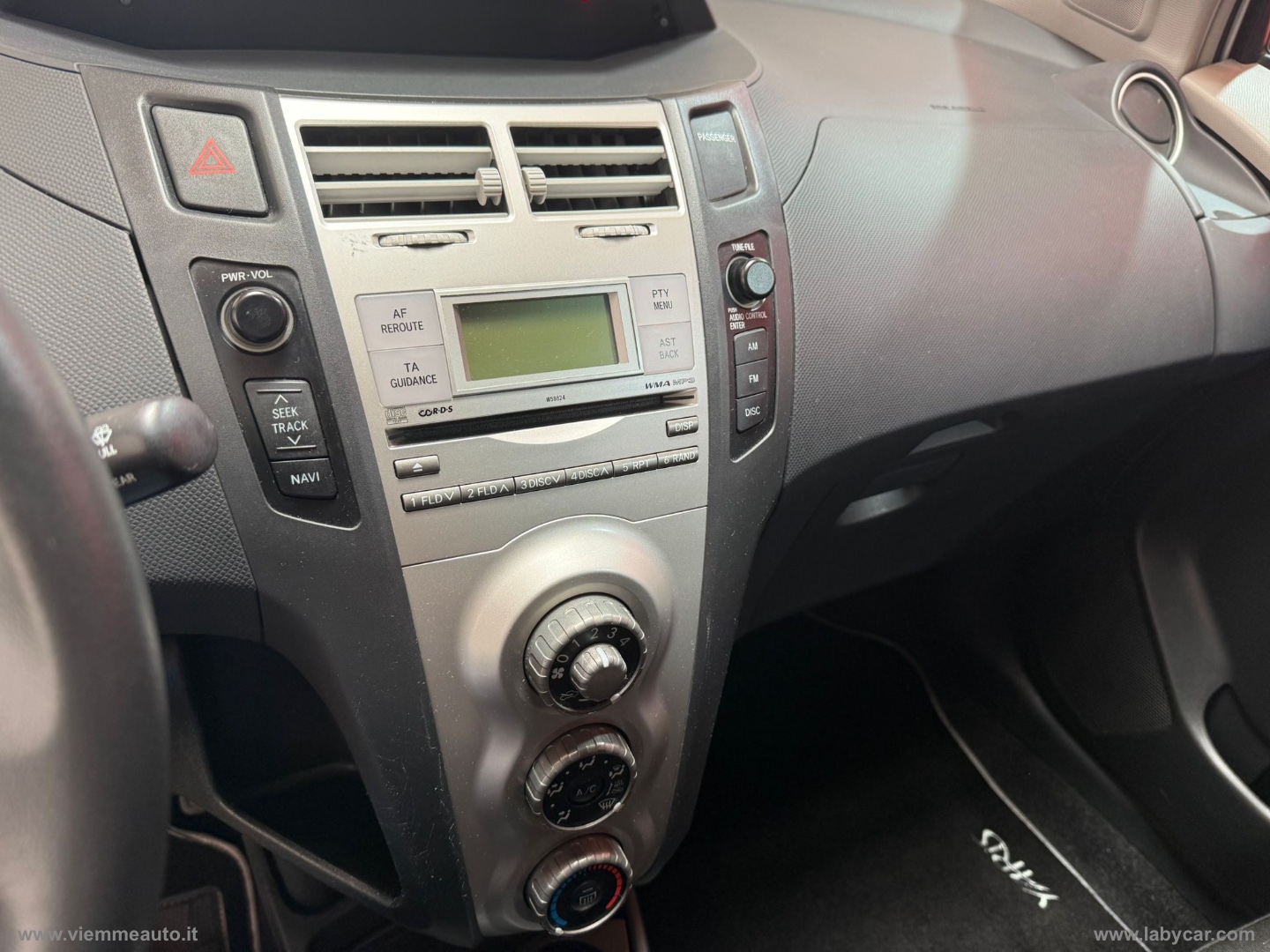 Yaris 1.0 5p. Now - immagine 15