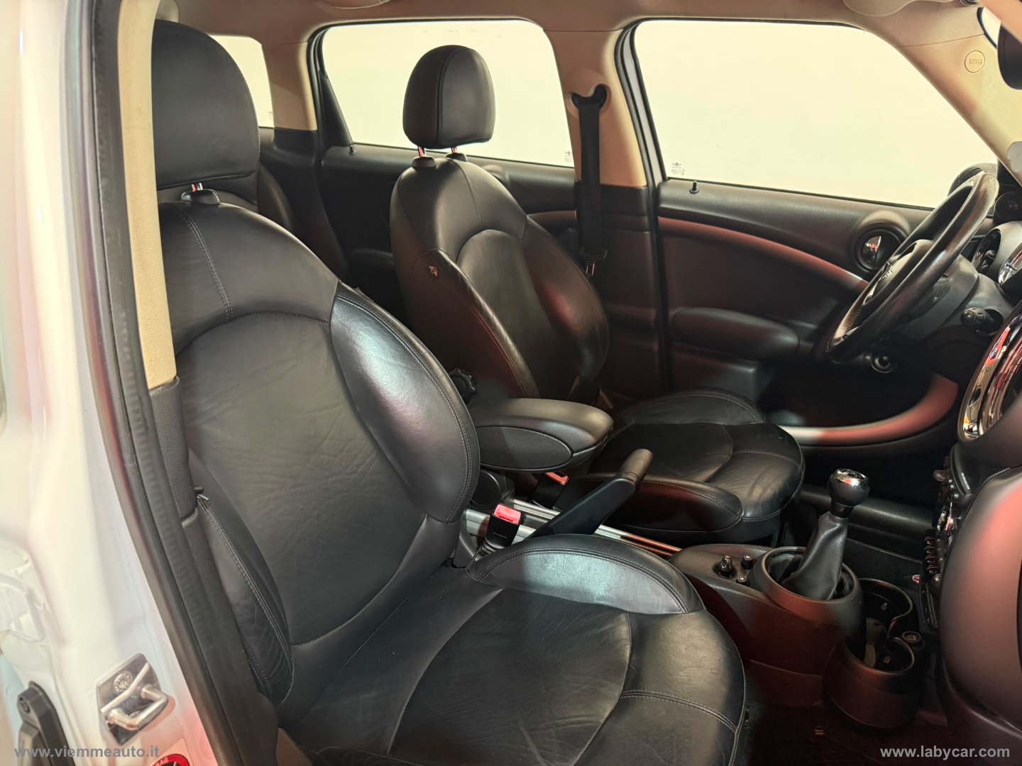 Mini Cooper D Countryman ALL4 - immagine 15