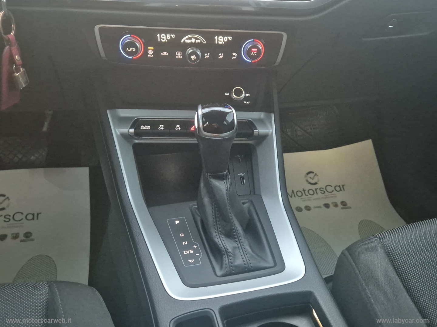 Q3 SPB 35 TDI S tronic Business Plus - immagine 15