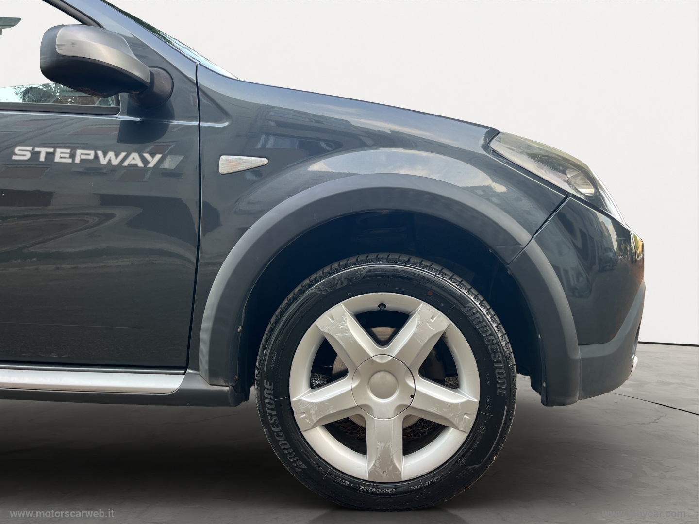 Sandero Stepway 1.6 8V 90 CV - immagine 15
