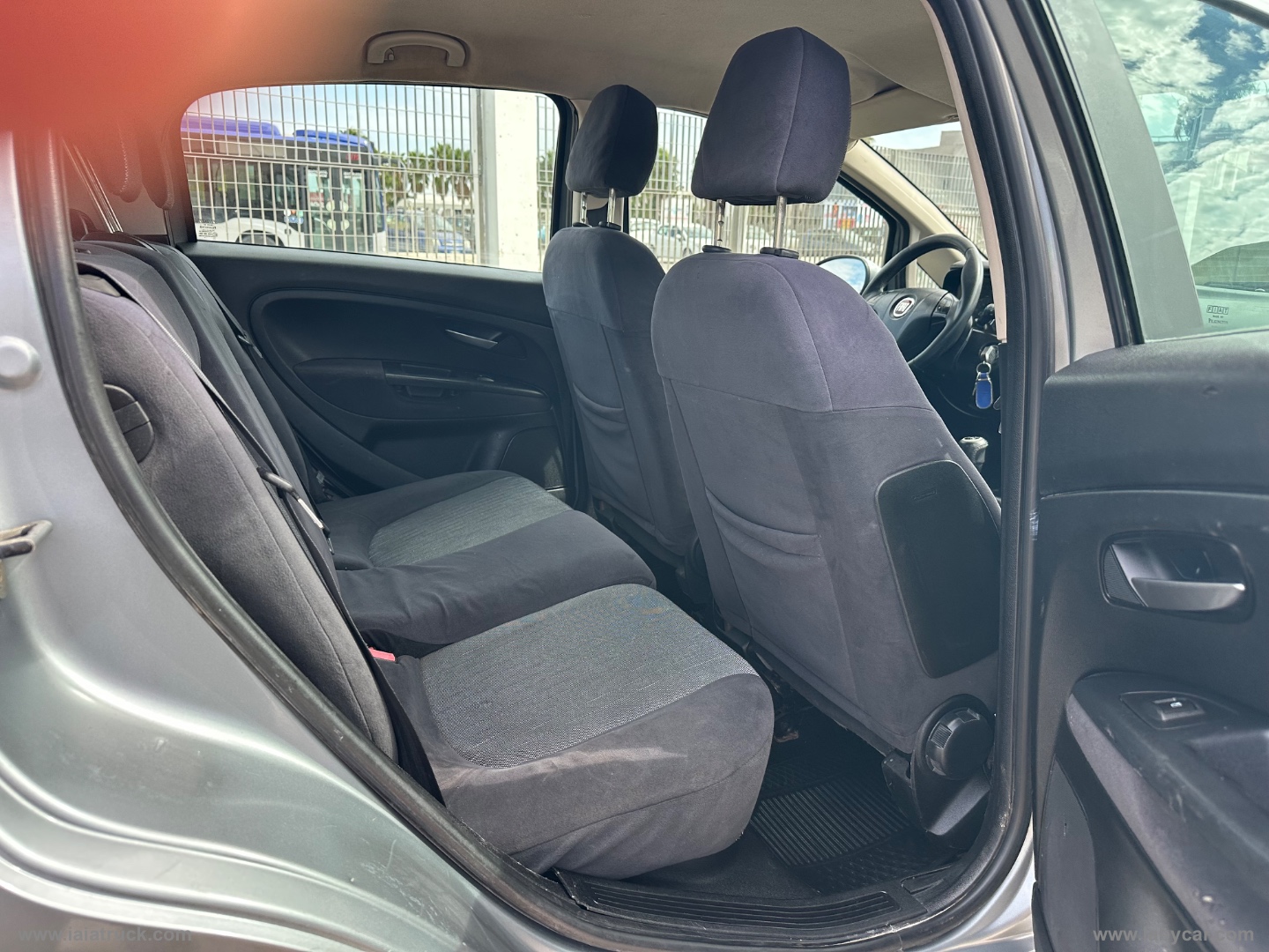Grande Punto 1.3 MJT 90 CV 5p.CAMBIO SEQUENZIALE - immagine 15