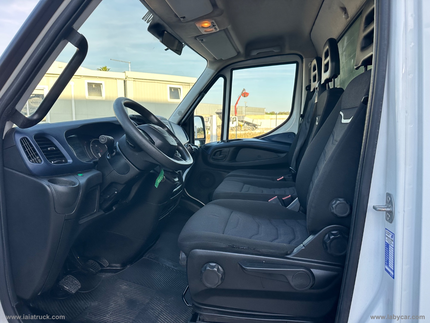 Daily 35C14N 3.0 CNG BENZ-METANO CASSA RIGIDA - immagine 15