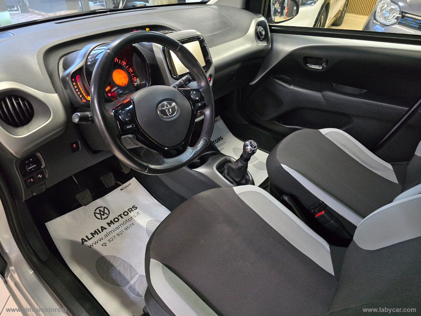 Aygo 1.0 VVT-i 69 CV 5p. x-play TSS - immagine 15