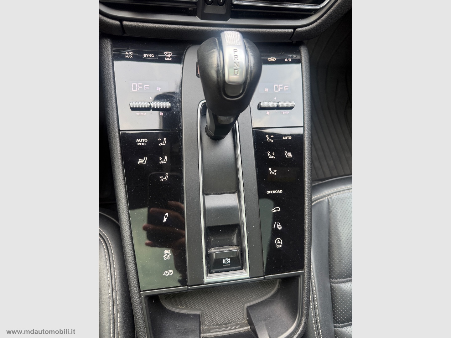Macan 2.0 T IVA ESPOSTA - immagine 15