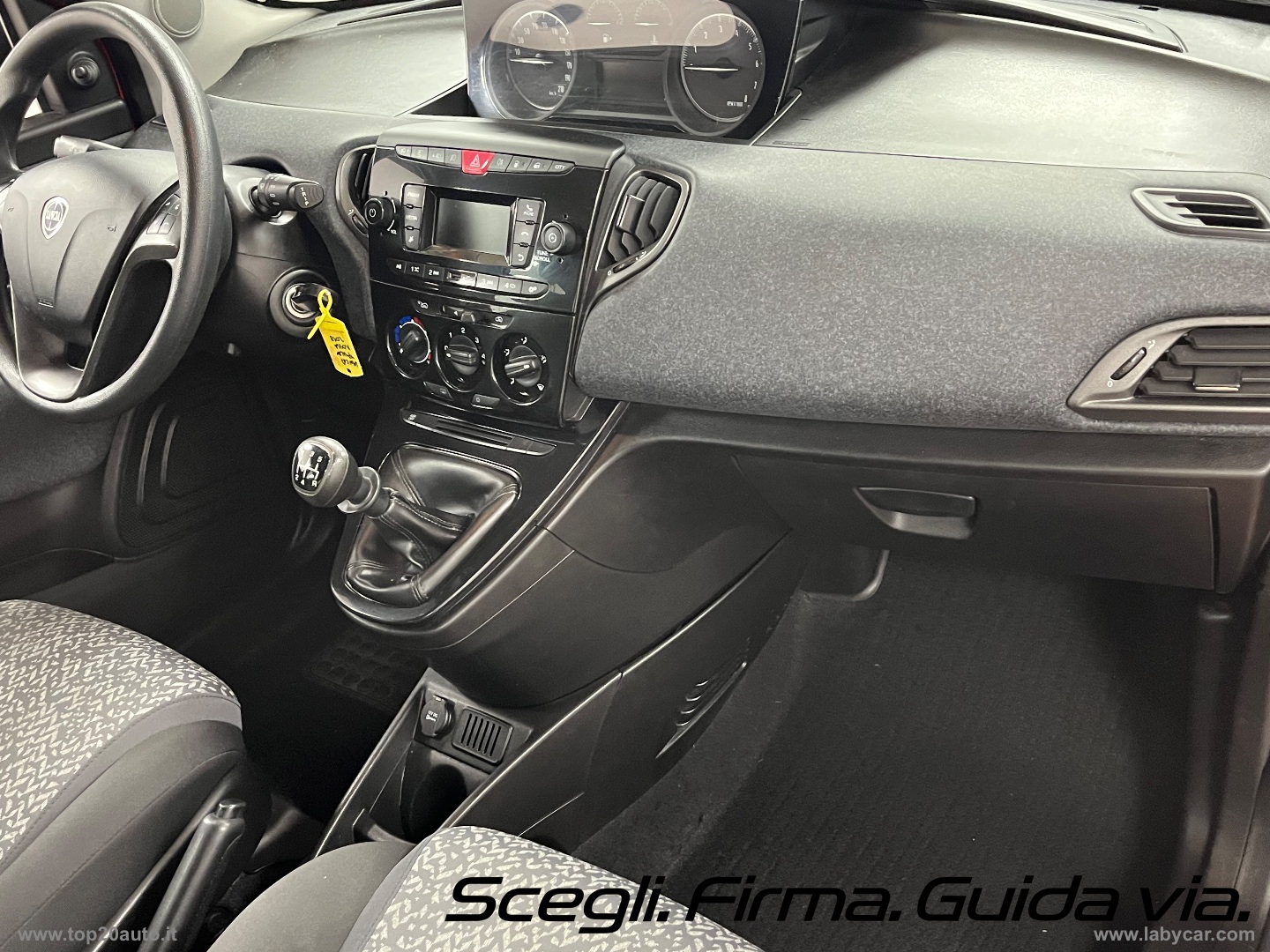 Ypsilon 1.2 69 CV 5p. GPL Ecochic ELEFANTINO BLU - immagine 15