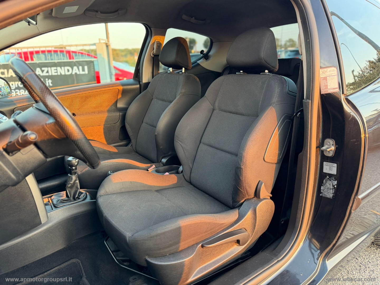 207 1.6 HDi 90 CV 3p. XS - immagine 15