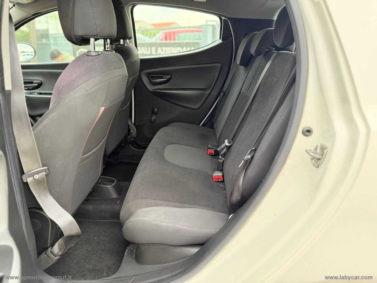Ypsilon 1.3 MJT 95 CV 5p. S&S Gold - immagine 15