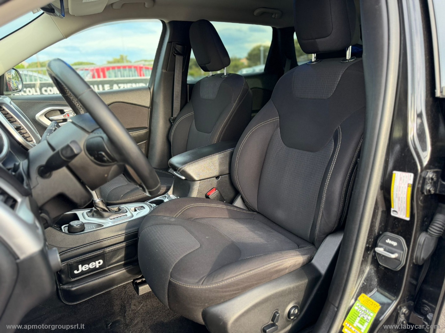 Cherokee 2.2 Mjt II 185CV 4WD AD.I Long. - immagine 15