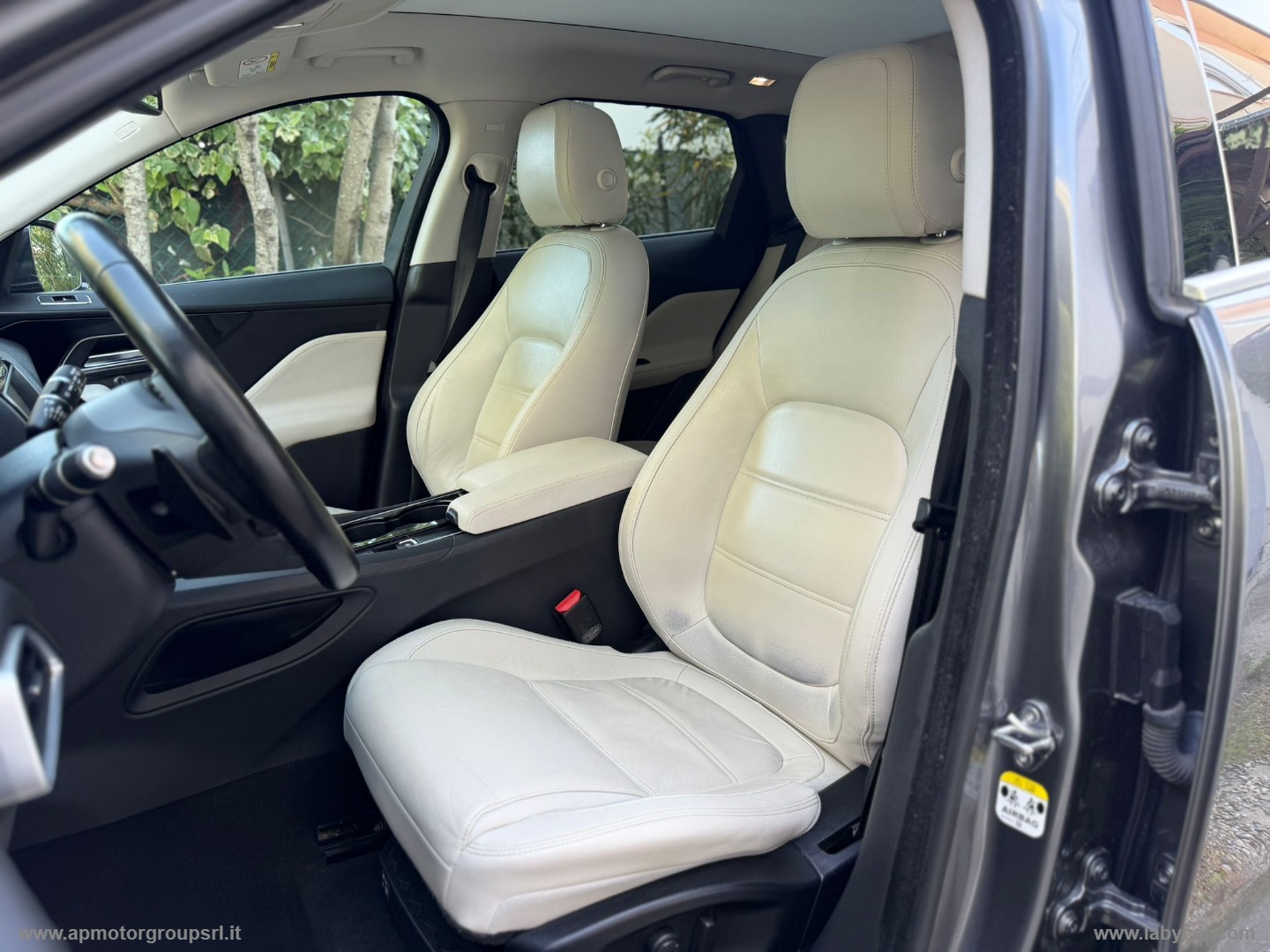 F-Pace 2.0 D 180 CV AWD aut. Prestige - immagine 15