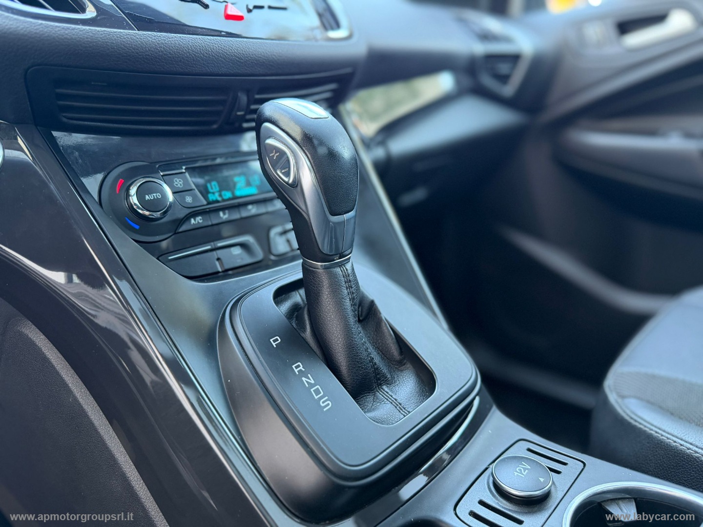 Kuga 2.0 TDCI 180 CV S&S 4WD Pow. Tit. X - immagine 15