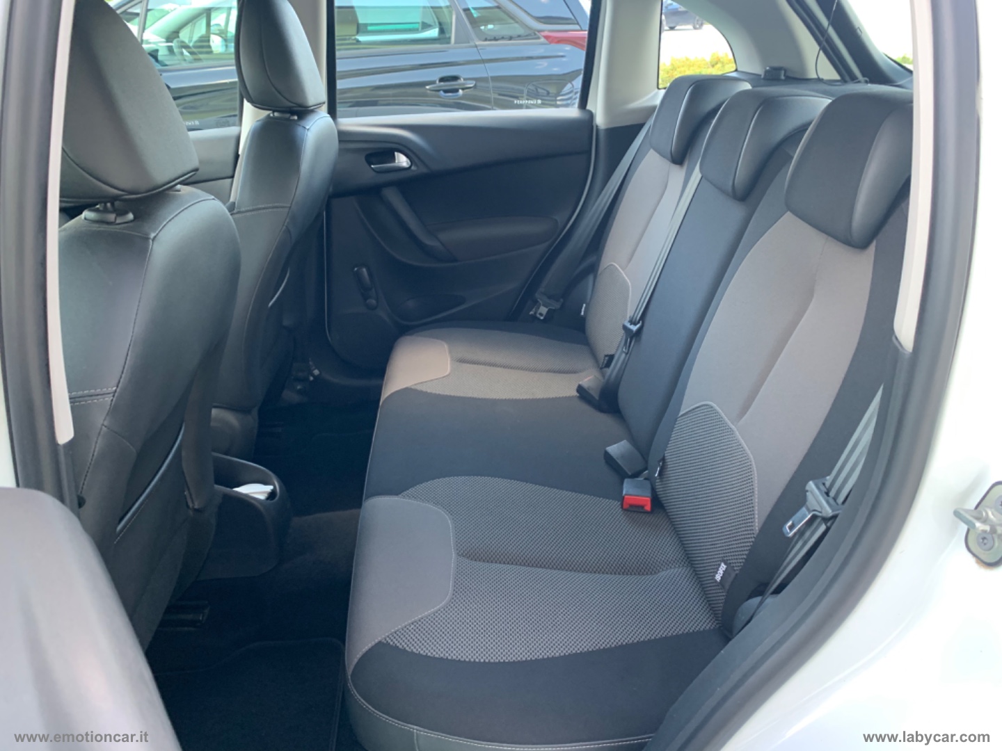 C3 1.4 HDi 70 Exclusive - 2014 - immagine 15