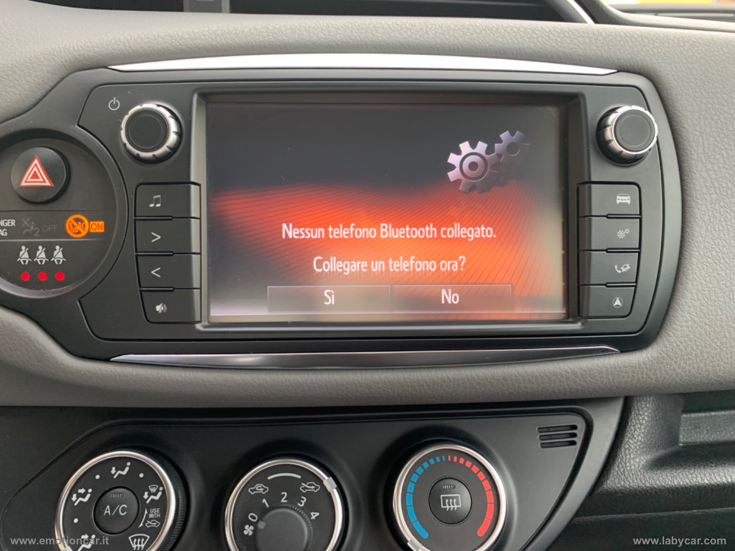 Yaris 1.4 D-4D 5p. Lounge -2016 - immagine 15