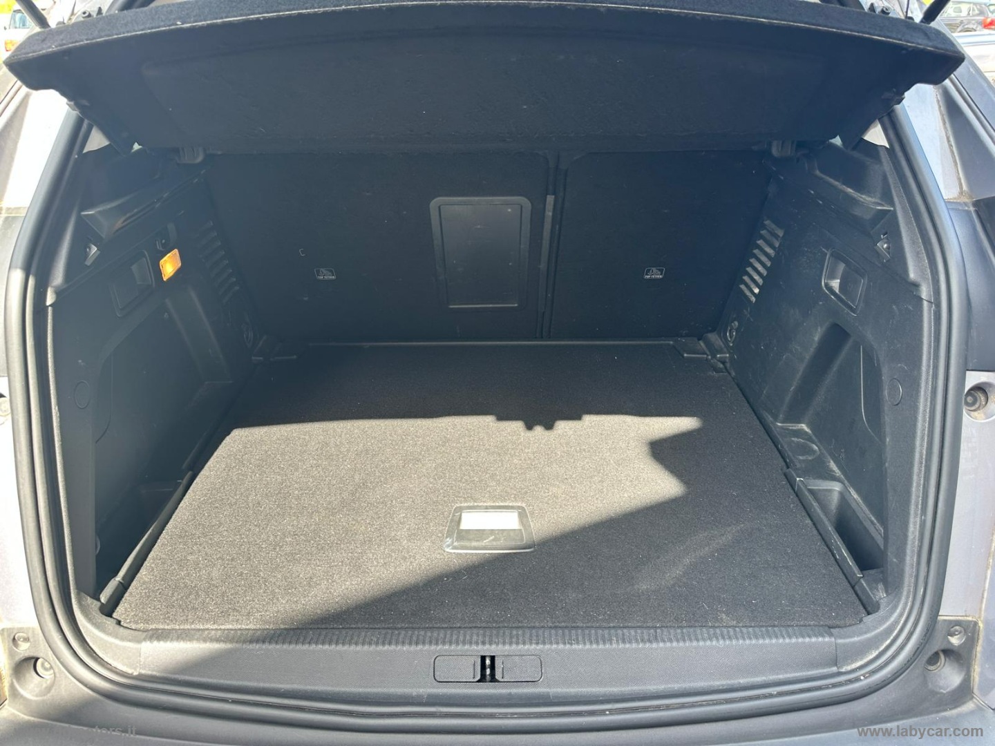 3008 BlueHDi 130 S&S Business EURO 6D - immagine 15