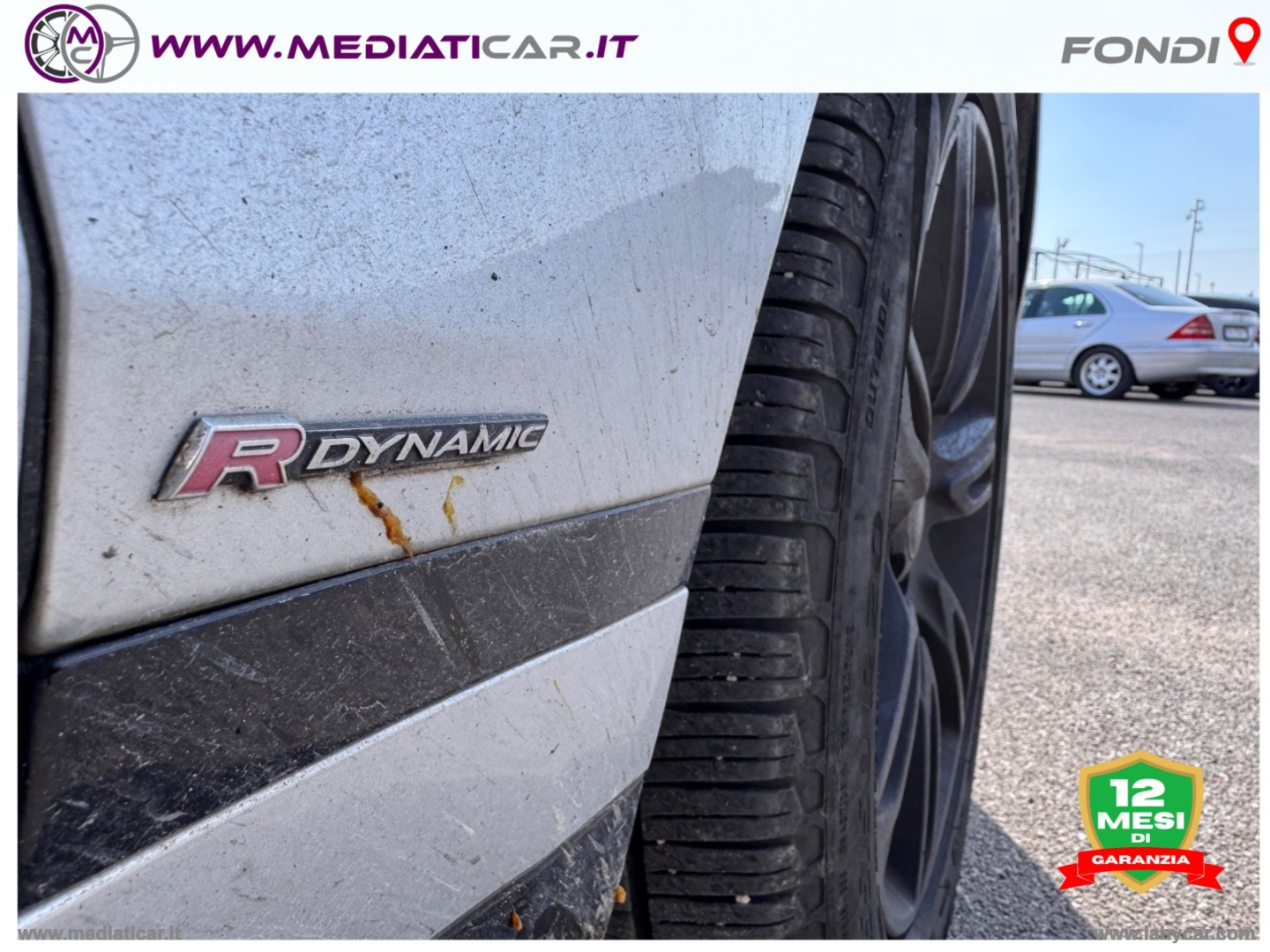 RR Velar 2.0D 240 CV R-Dynamic - immagine 15