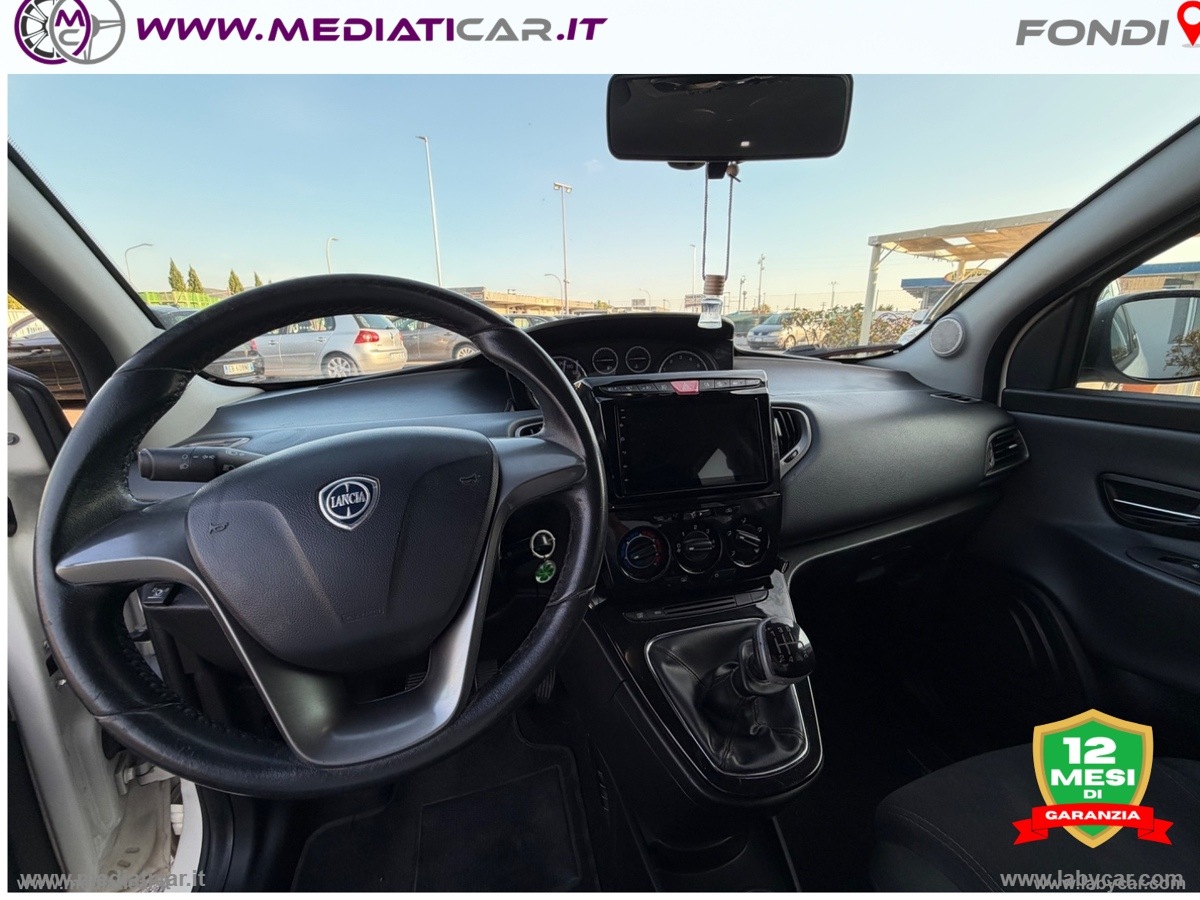Ypsilon 0.9 T.Air 85 CV 5p. S&S Silver - immagine 15