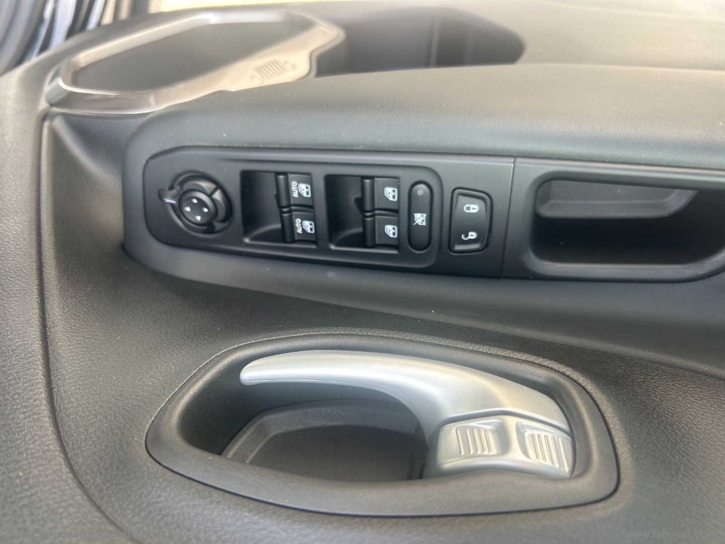 Renegade 1.6 Mjt 130CV Limited - immagine 15