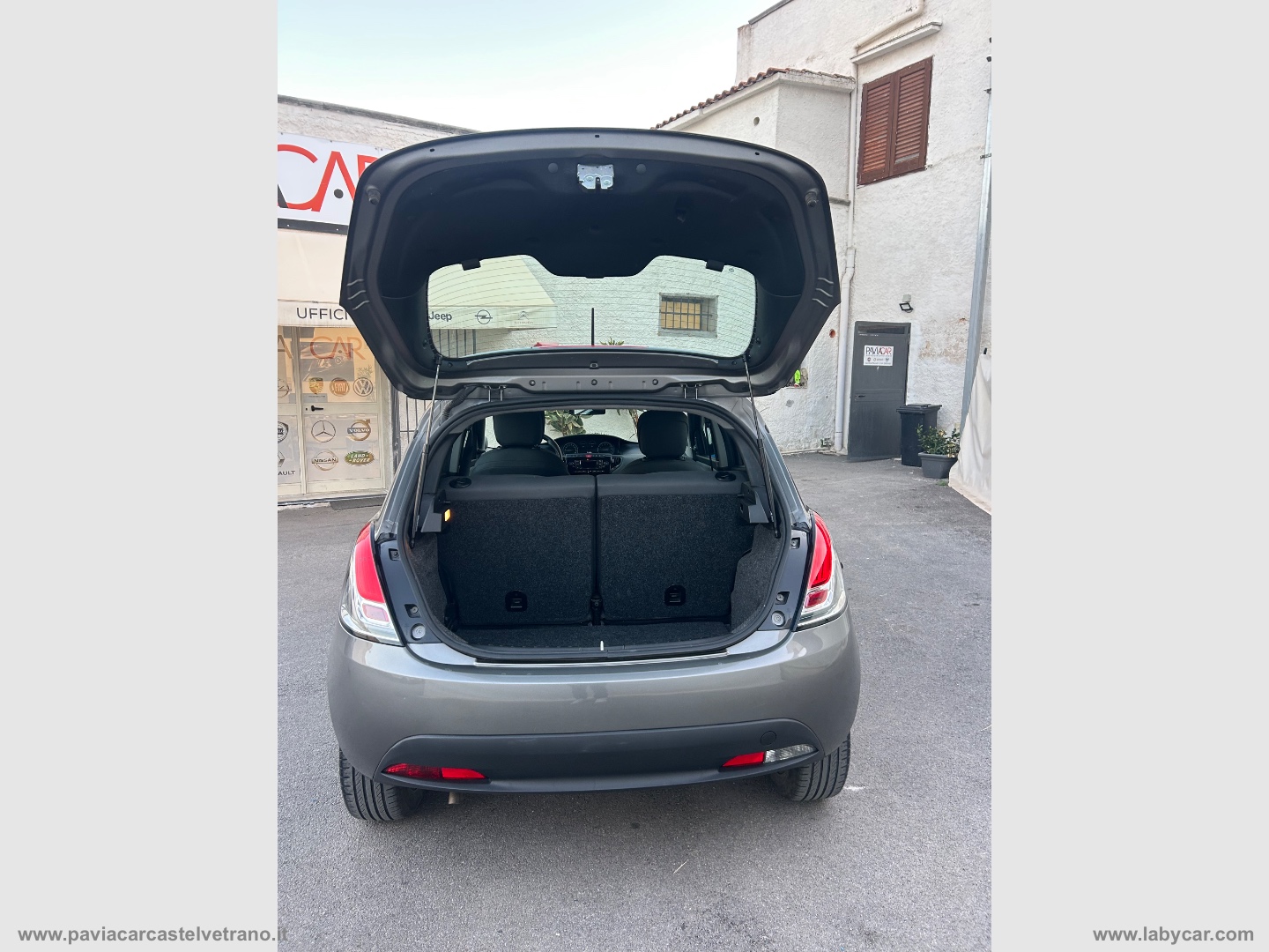 Ypsilon 1.0 FireFly 5p.S&S Hyb. A.Ferr. - immagine 15