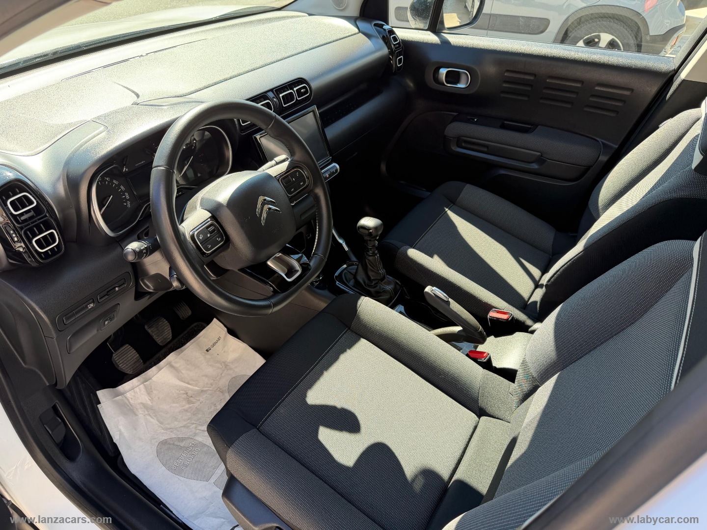 C3 Aircross BlueHDi 110 S&S Shine Pack - immagine 15