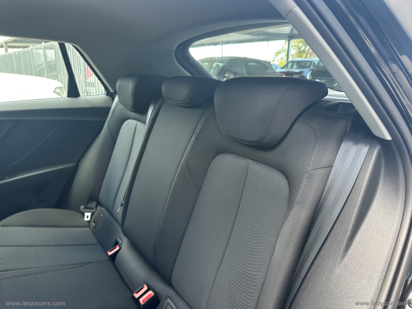 Q2 30 TDI S tronic Business - immagine 15