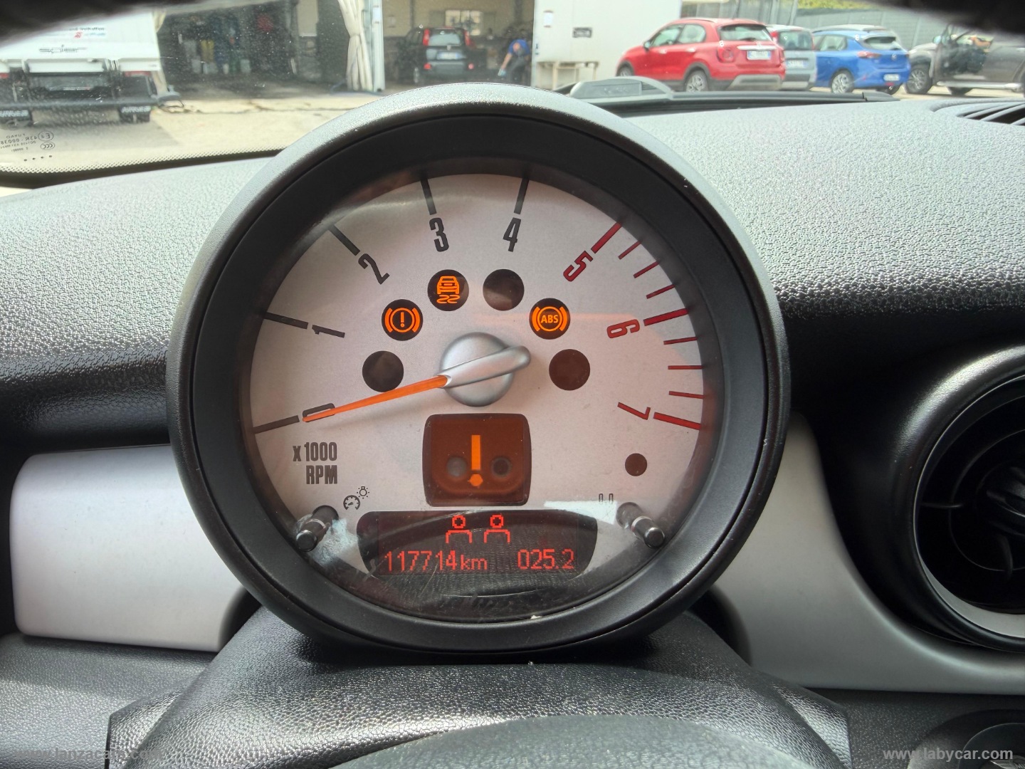 Mini Cooper D - immagine 15