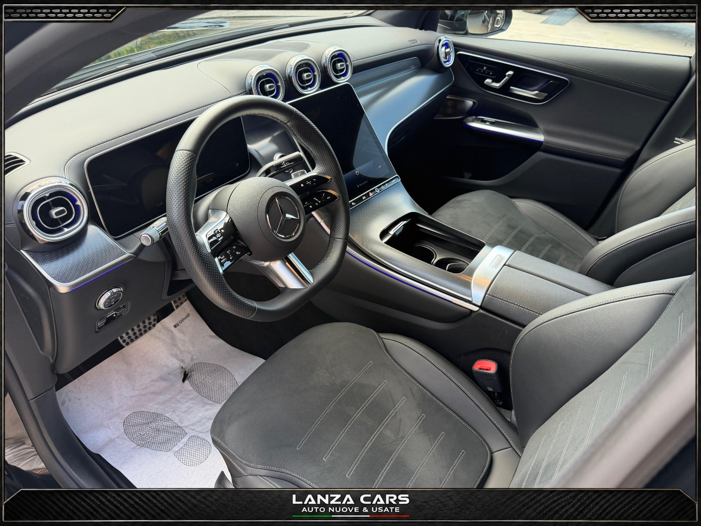 GLC 220 d 4Matic AMG Line Premium Plus - immagine 15
