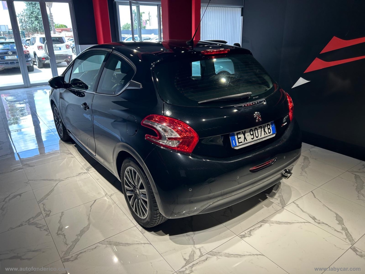 208 1.6 e-HDi 92 CV 3p. Allure - immagine 15