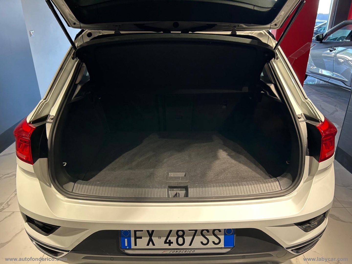 T-Roc 1.6 TDI SCR Style BlueMotion Tech. - immagine 15