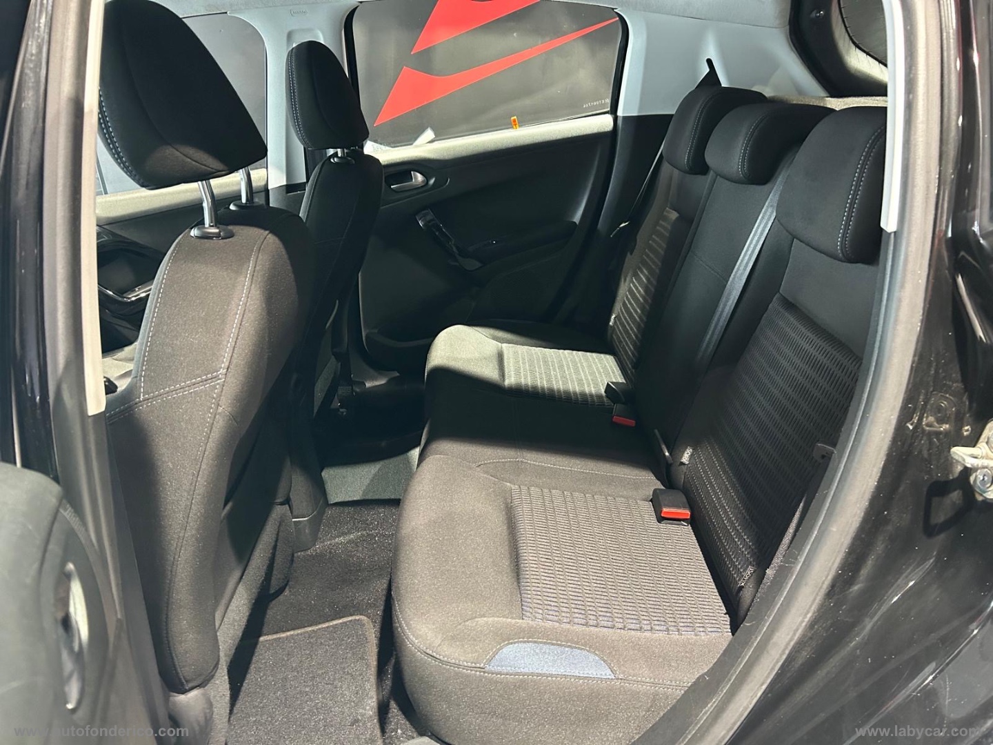 208 1.4 HDi 68 CV 5p. Allure - immagine 15