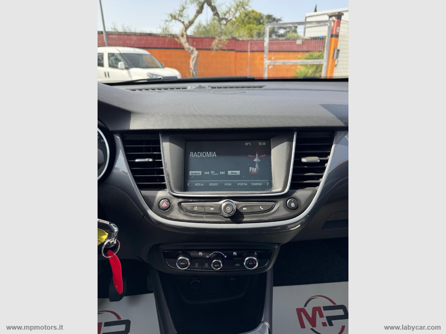 CROSSLAND ELEGANCE 1.5 D 110CV S&S - immagine 15
