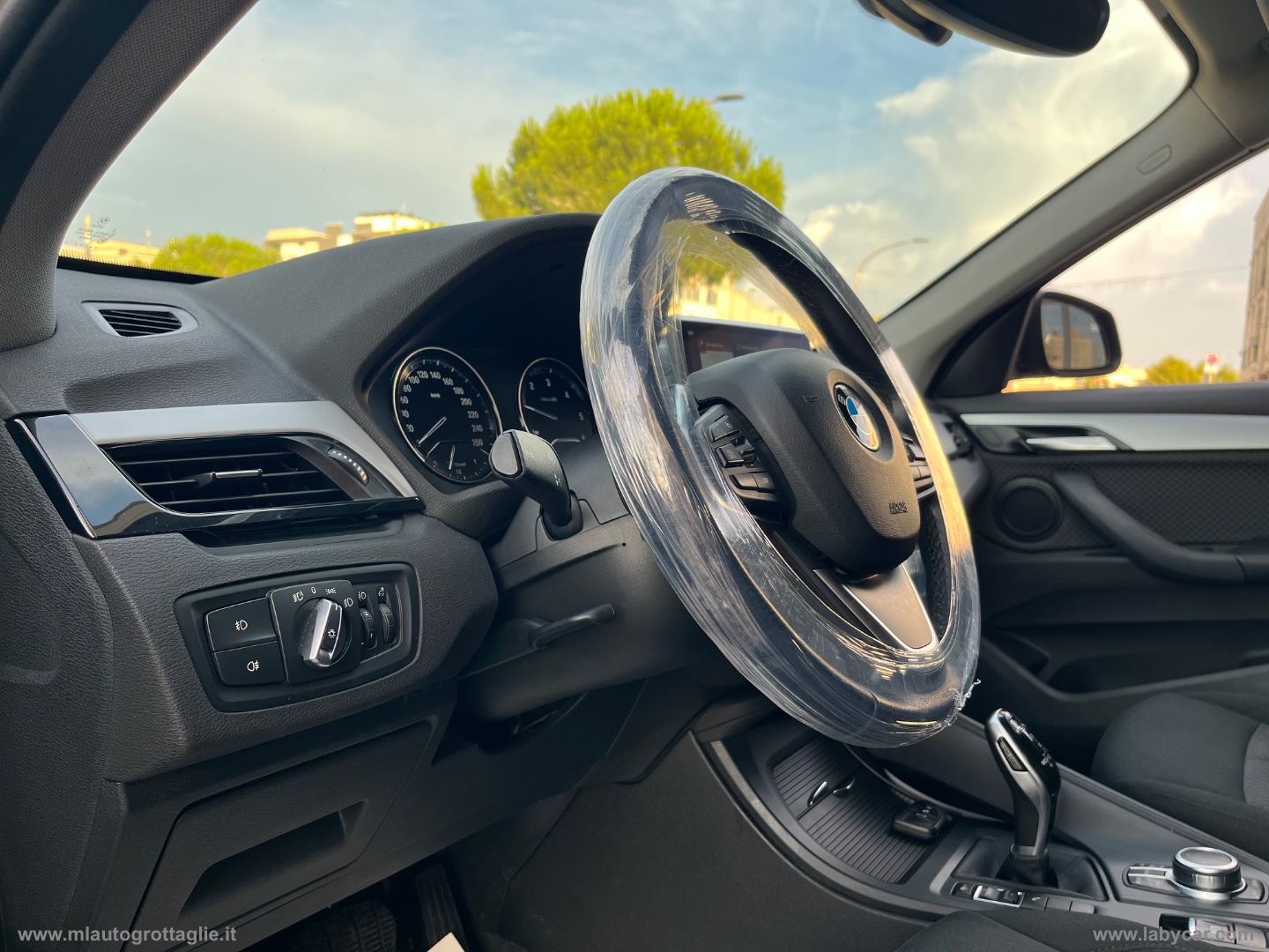 X1 sDrive18d Business Advantage - immagine 15