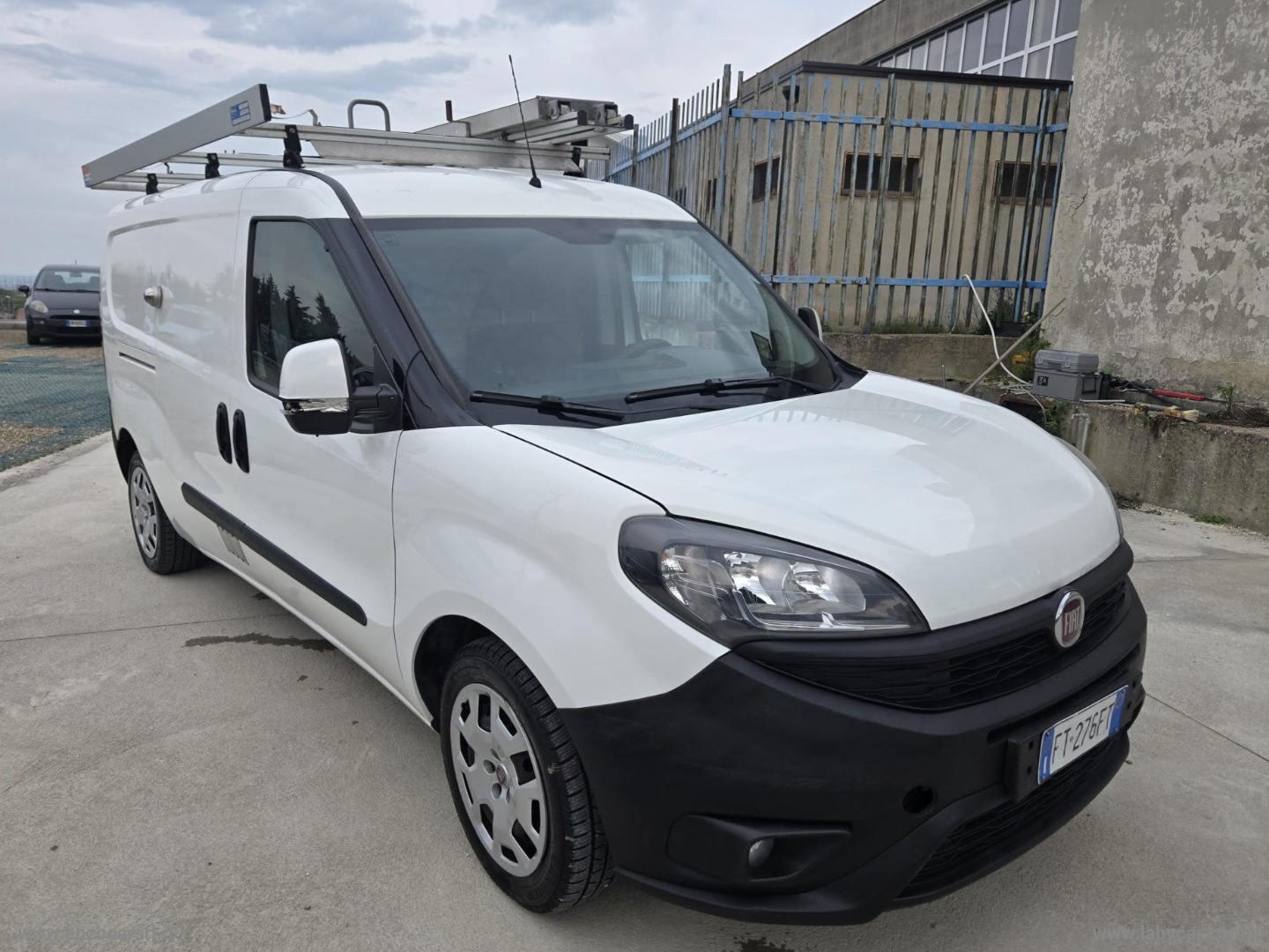 Doblò 1.4 Nat.Pow.PL-TN Cargo Maxi Loun. OFFICINA MOBILE - immagine 15