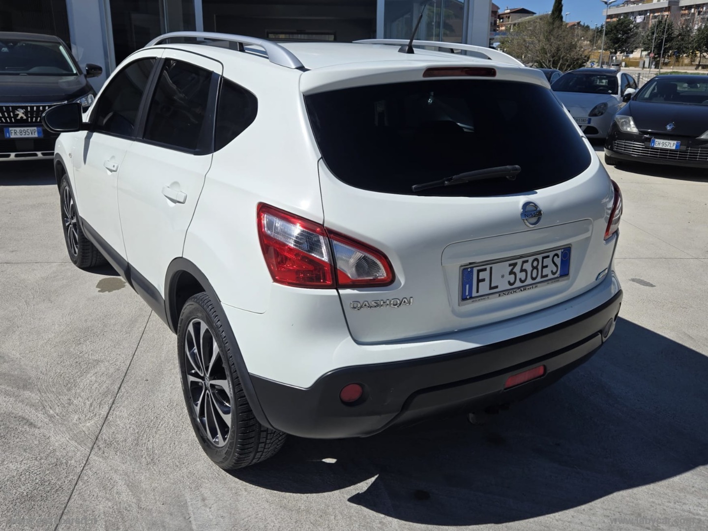 Qashqai 1.5 dCi DPF Tekna TETTO PANORAMICO - immagine 15