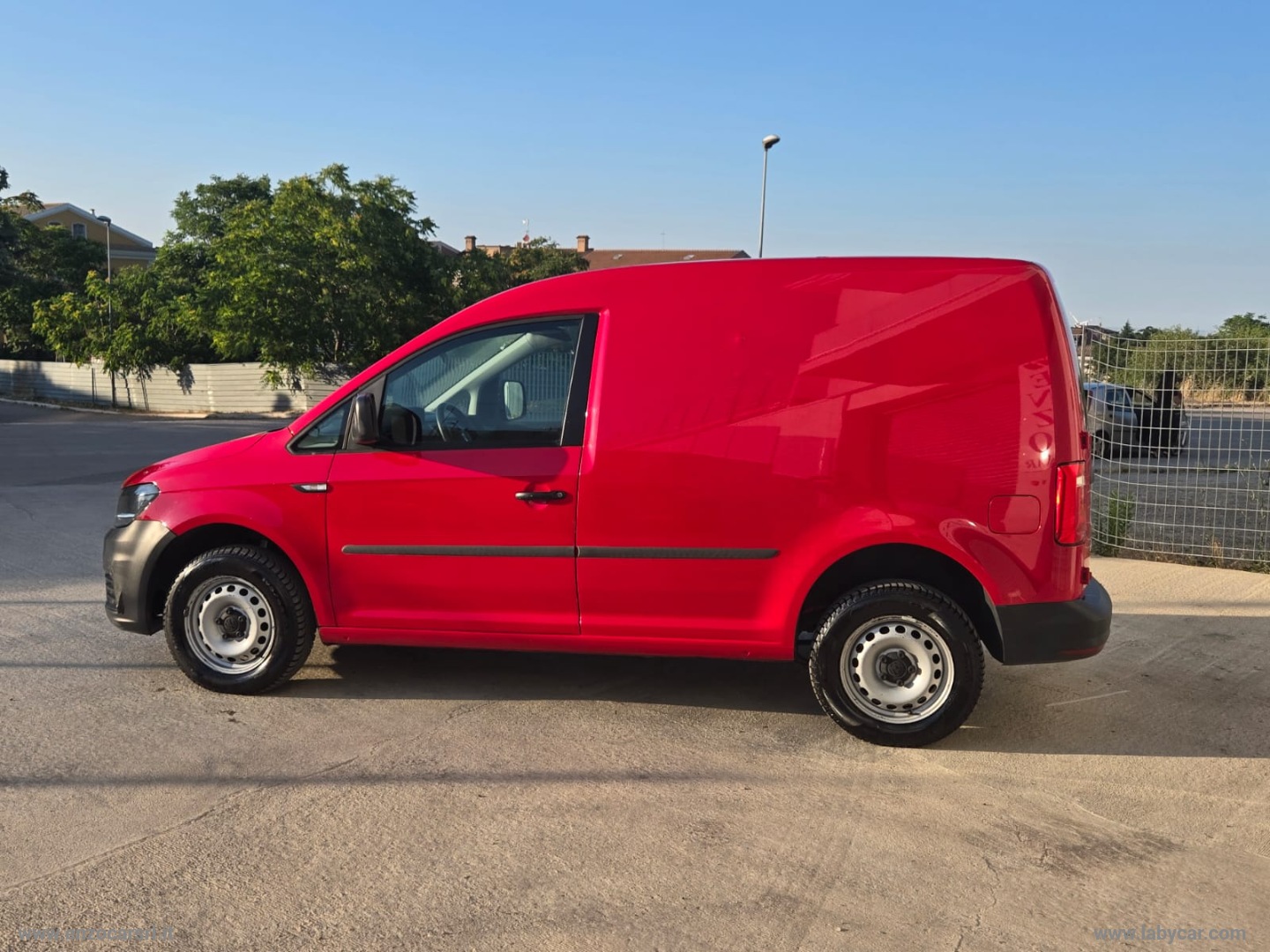Caddy 2.0 TDI 110 CV 4Mot. Furgone OFFICINA MOBILE - immagine 15