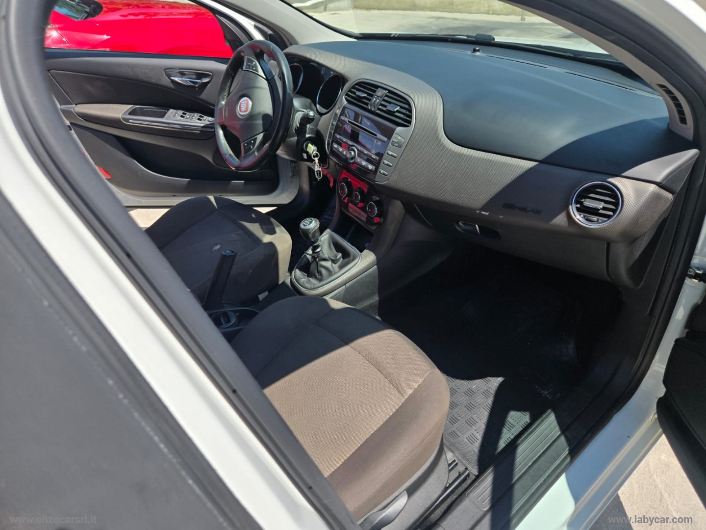 Bravo 1.6 MJT 120 CV Emotion TETTO APRIBILE - immagine 15