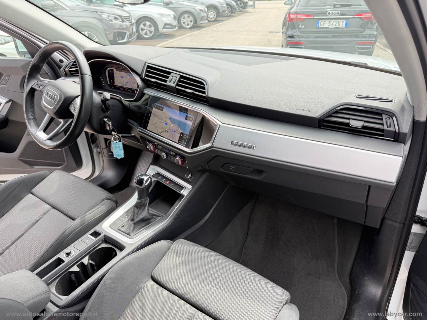 Q3 SPB 40 TDI quattro S tr. Ident. Black - immagine 15