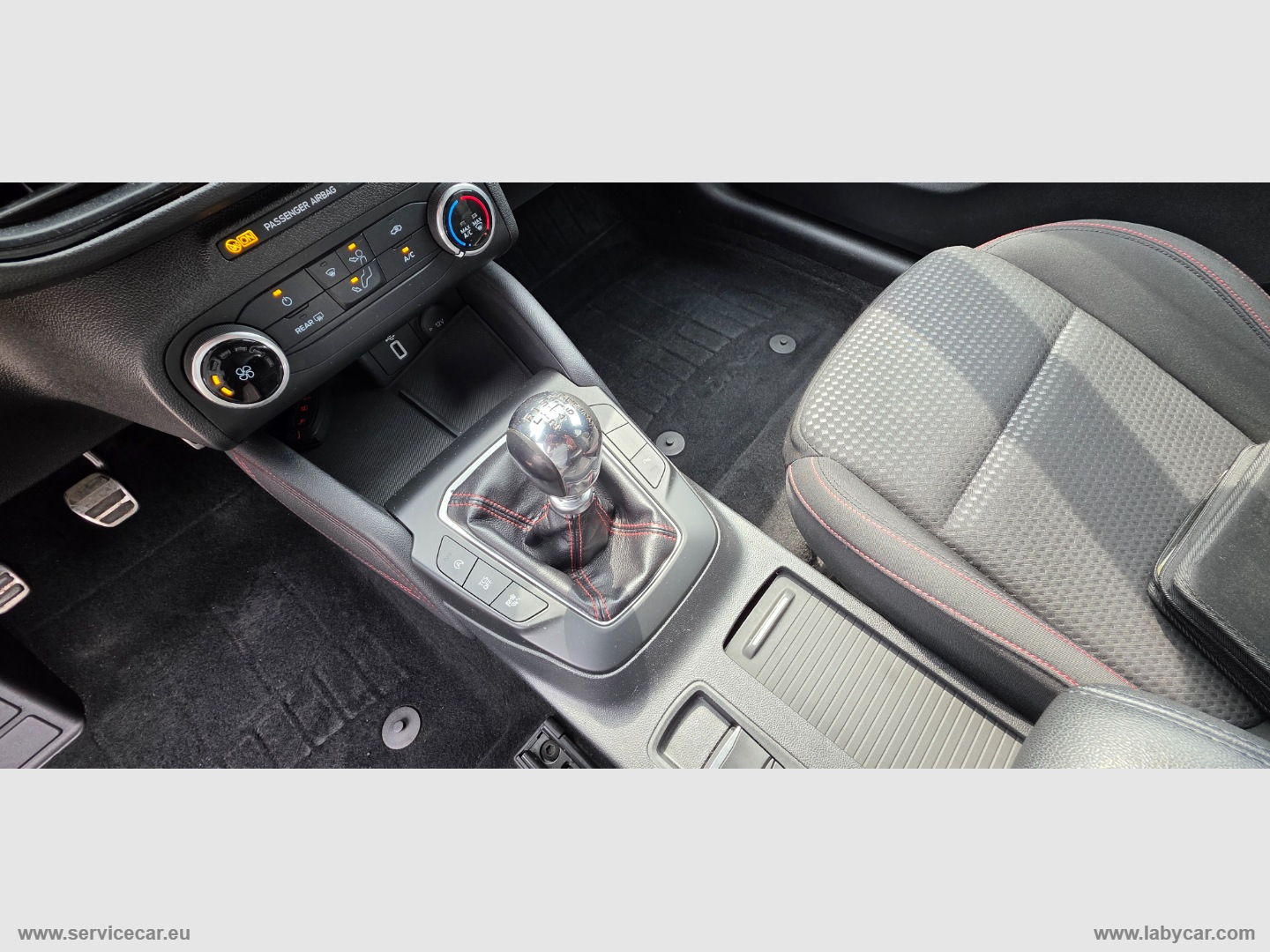 Focus 1.5 EcoBlue 120CV 5p. ST Line - immagine 15