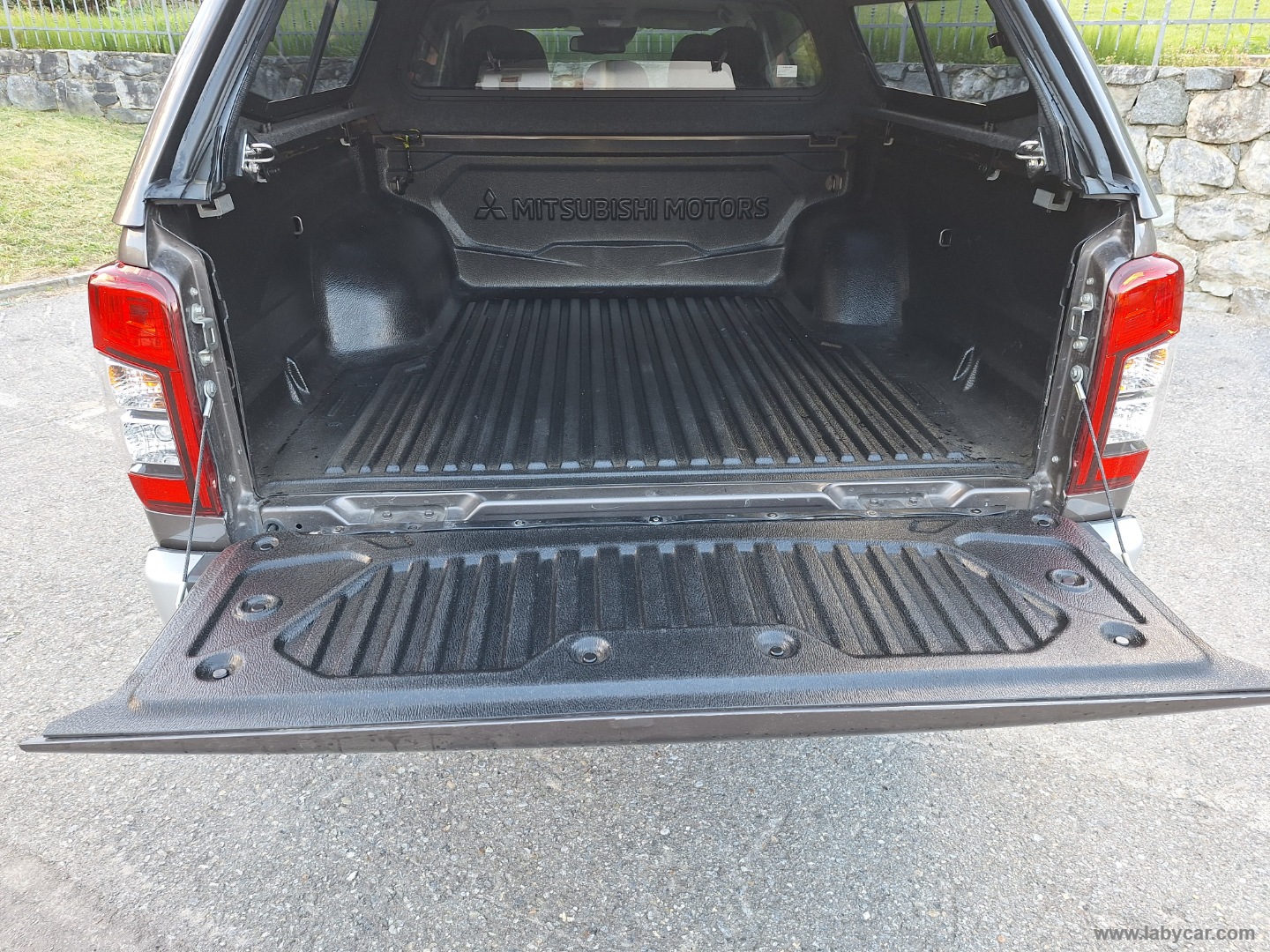 L200 2.3 D DoubleCab 4x4 Intense HARD TOP BLOCC - immagine 15