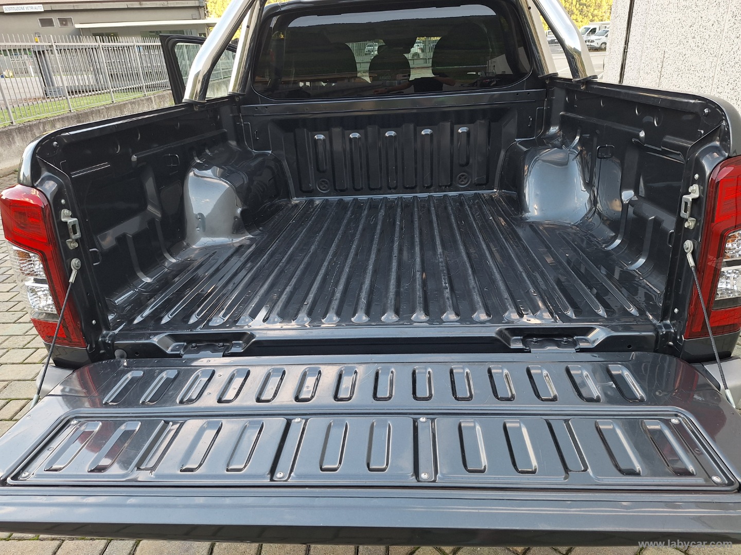 L200 2.3 D DoubleCab 4x4 AUTO RIDOTTE BLOCCAGGIO - immagine 15