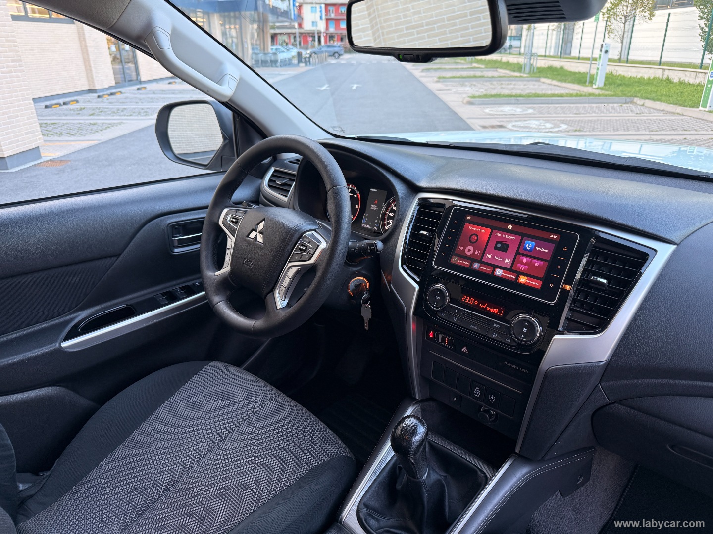 L200 2.3 D DoubleCab 4x4 RIDOTTE E BLOCCAGGIO - immagine 15