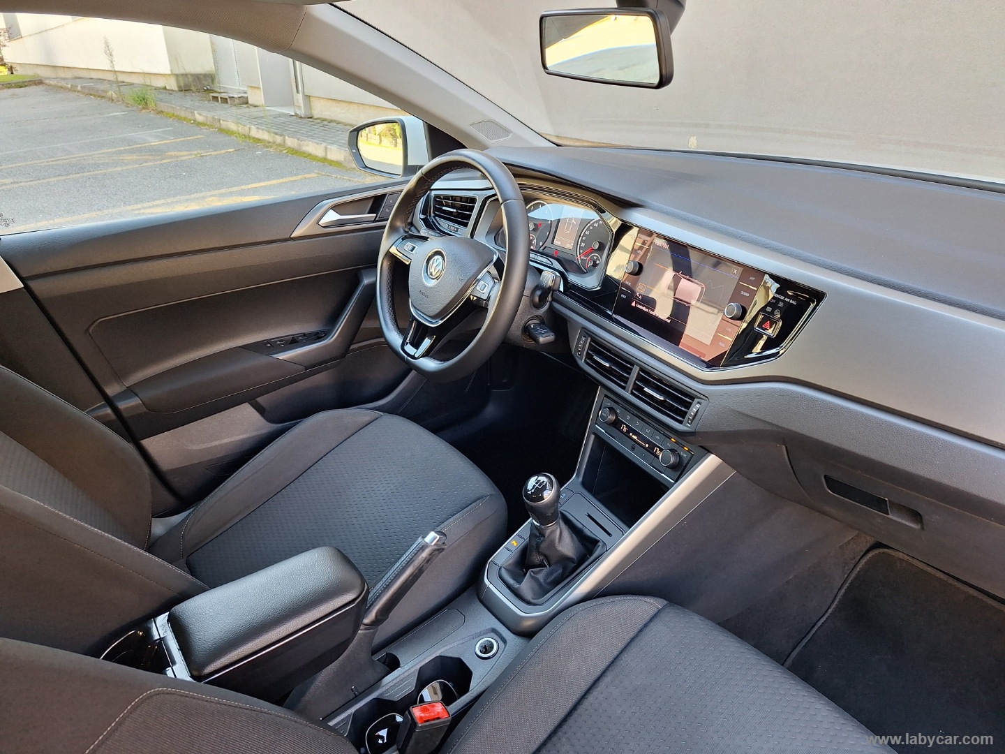 Polo 1.0 EVO Life NEOPATENTATI - immagine 15
