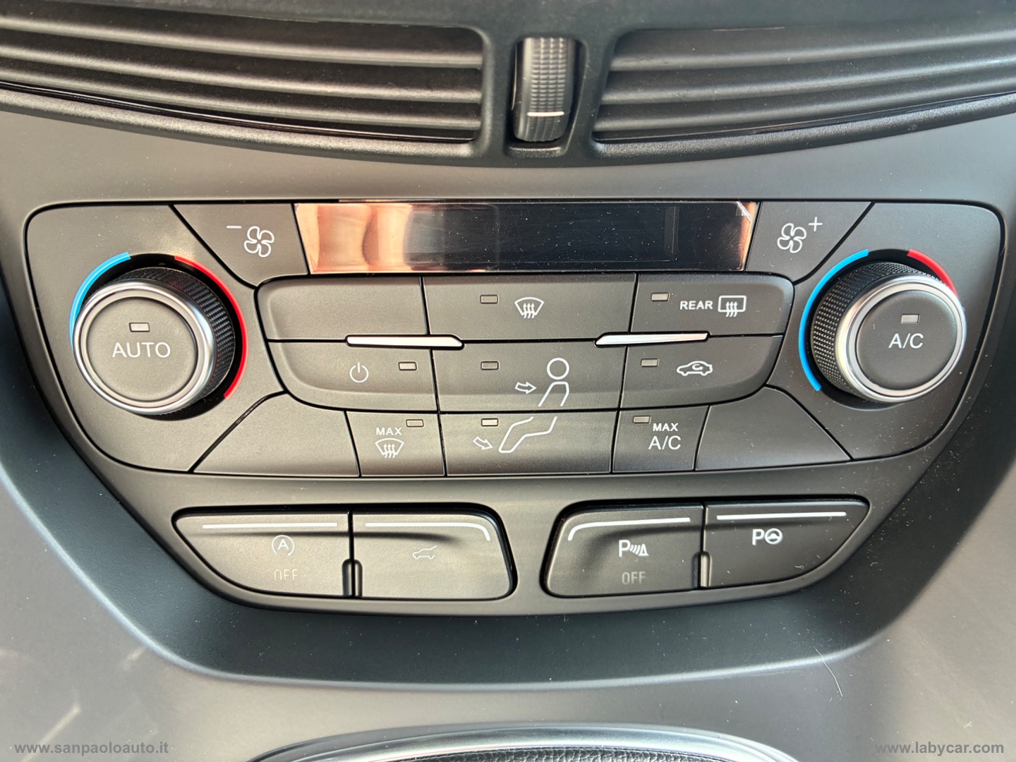 Kuga 1.5 EcoB.150CV S&S 2WD ST-Line Bus. - immagine 15