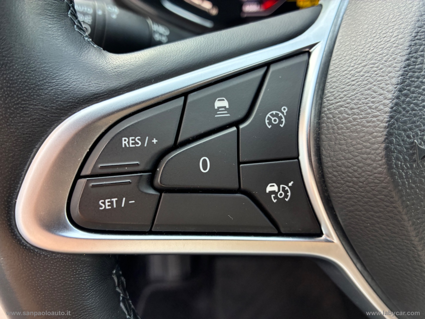 Clio TCe 90 CV 5p. Zen - immagine 15