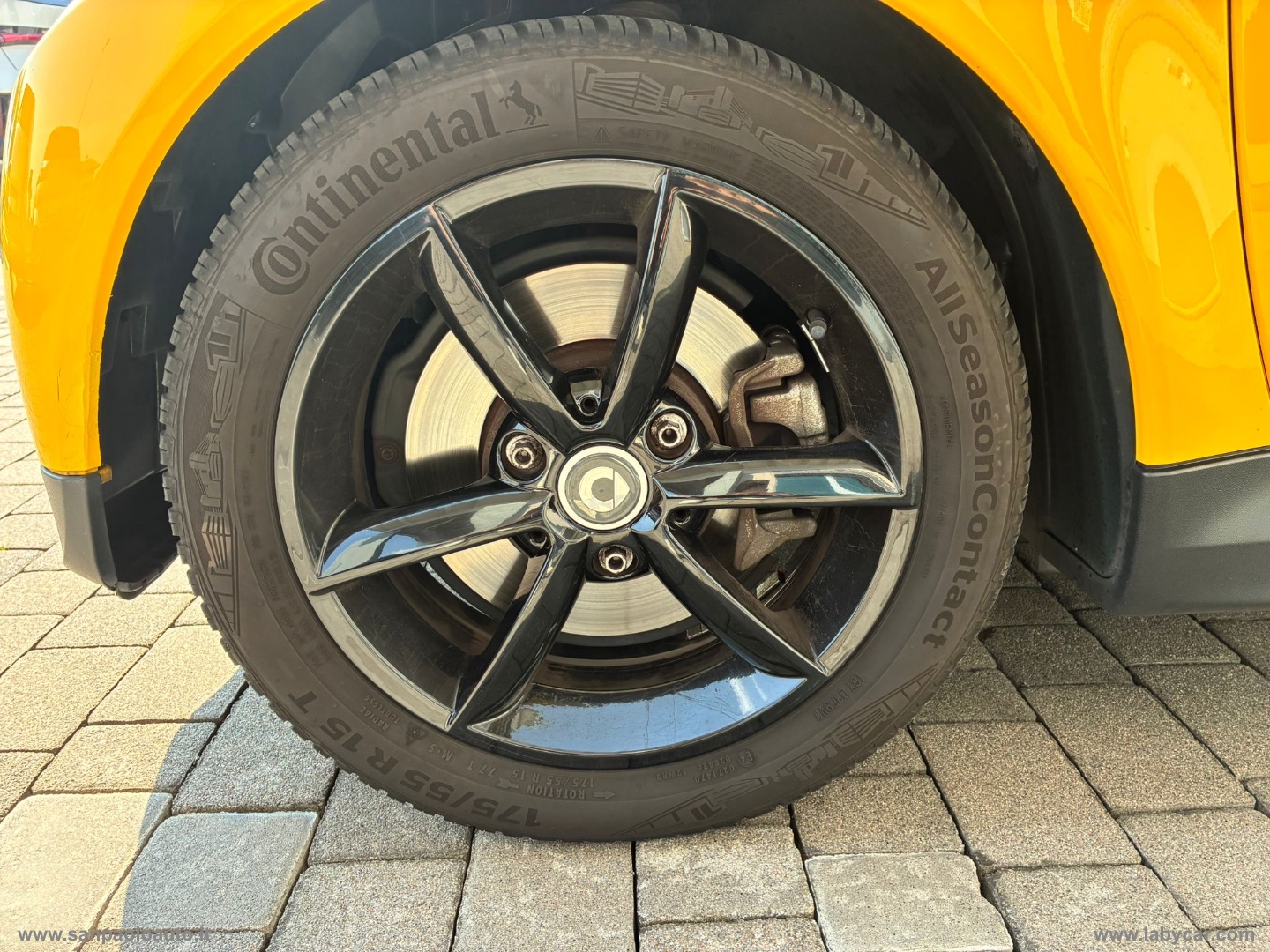 fortwo 1000 45 kW MHD coupé pure - immagine 15