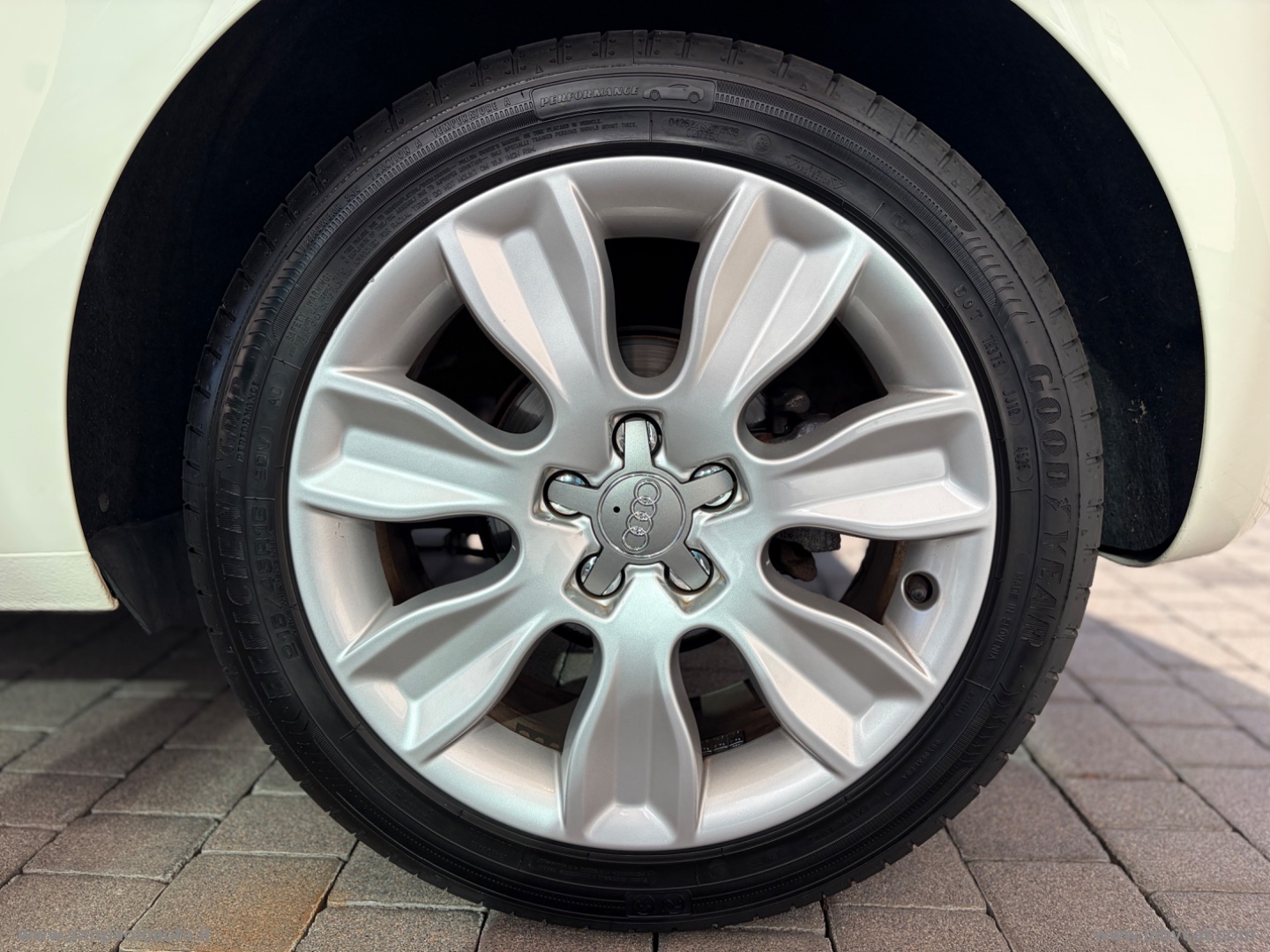 A1 1.2 TFSI Ambition - immagine 15