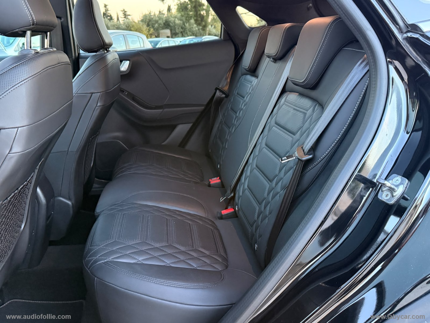 Puma 1.0 EcoBoost Hyb. 155CV ST-LINE VIGNALE FULL OPTIONAL - immagine 15