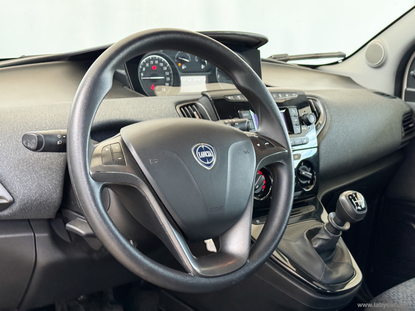 Ypsilon 1.0 FireFly 5p.S&S Hybrid Silver - immagine 15